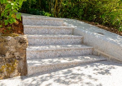 MAnolux_sarl_Luxembourg_Pétange_travaux_terrasse_entrée_maison_garrage_dudelange_pierres_granits0041